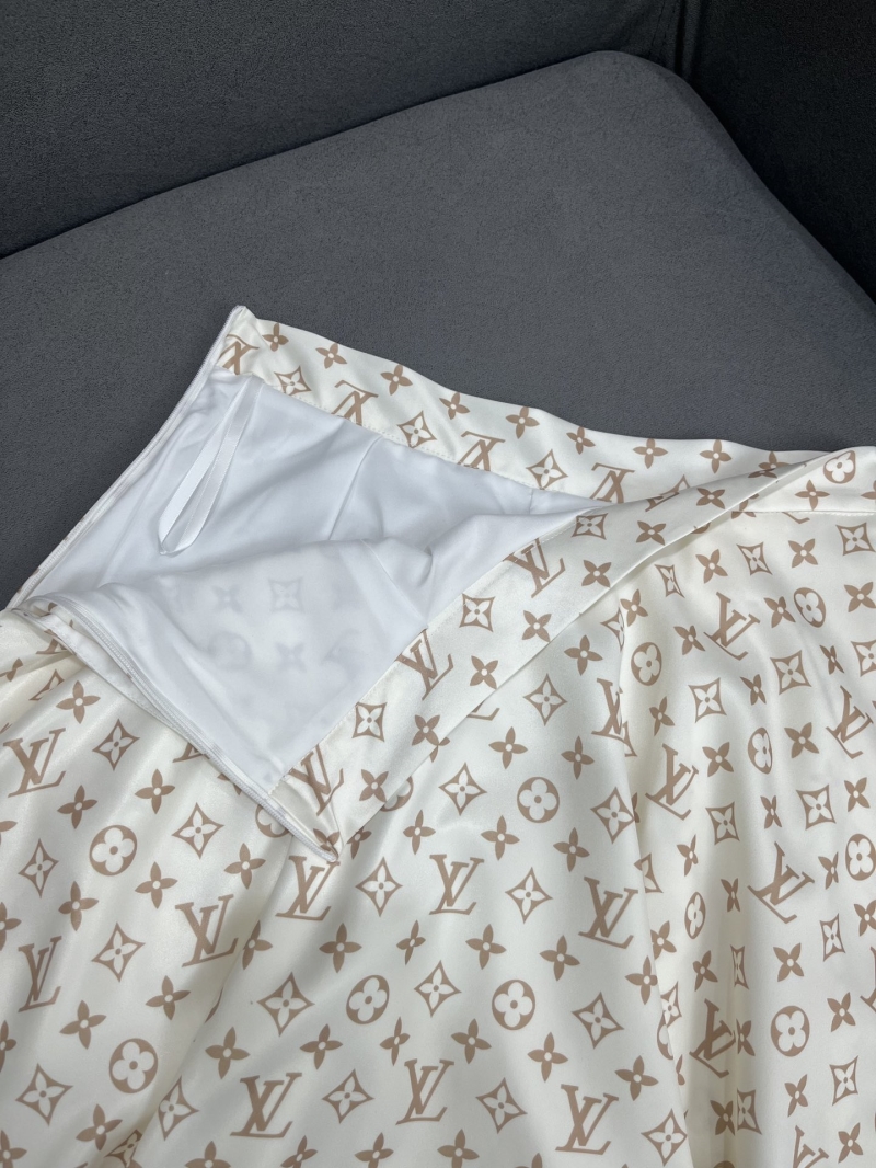 LV Skirts